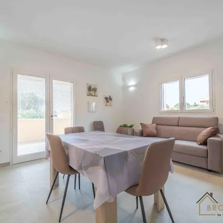A & L T Holiday home